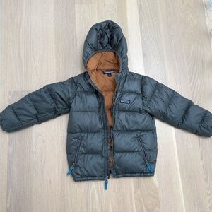 Patagonia Grey & Brown Puffer Jacket, 5T